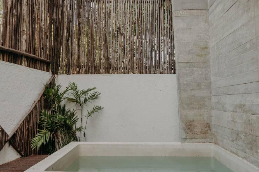 With Private Plunge Pool At Madara Appartamento
